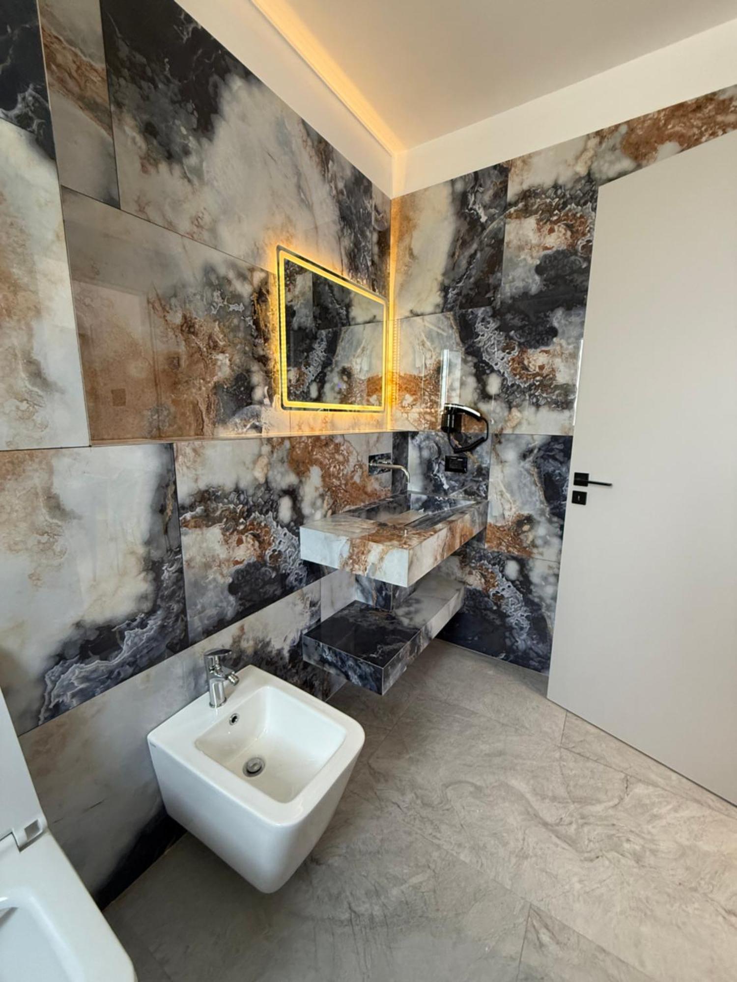Maison Apartments Vlorë 외부 사진